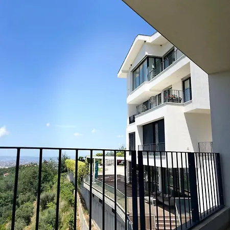 With View In Tirana Shkoze (Tirana)